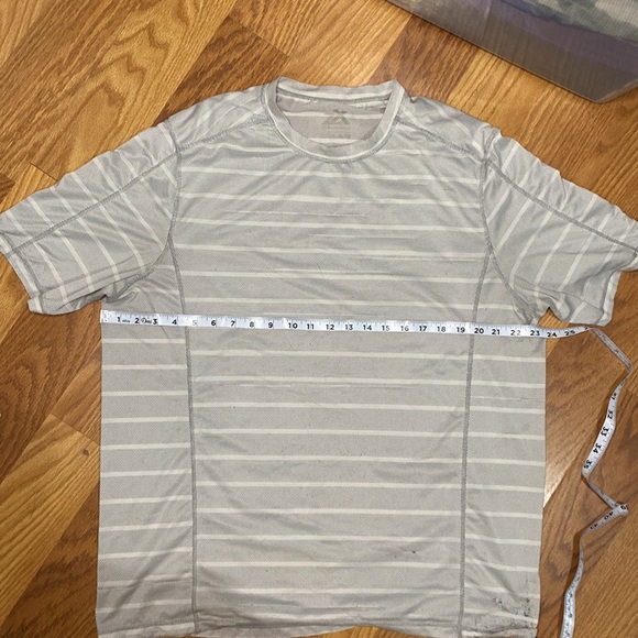 Breathable Sweat-Proof Workout T-Shirt - Picture 17 of 17